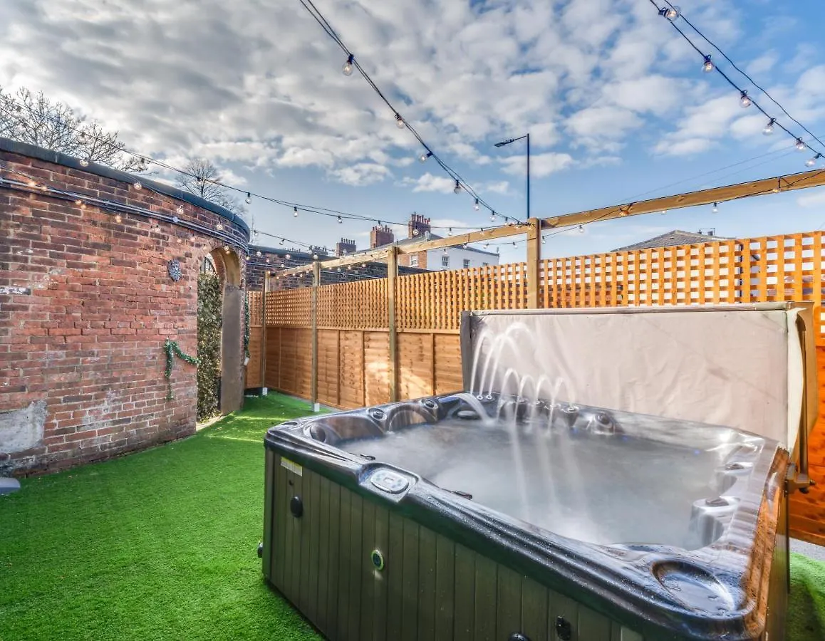 Holiday home Wakefield Town House Villa United Kingdom